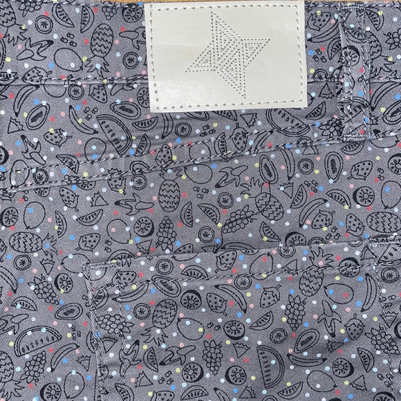 BCBG grey pattern mini skirt size 4 - Picture 4 of 9